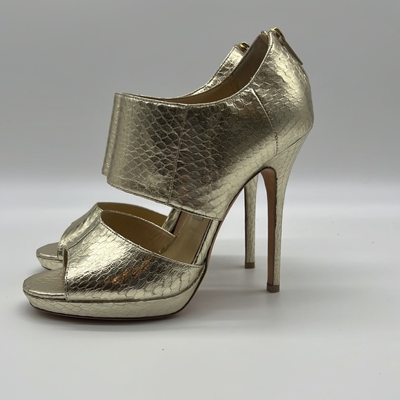 JIMMY CHOO GOLD SNAKE SKIN PLATFORM HEELS SZ 38  NWT - Picture 3 of 8